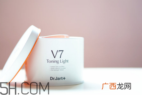 素颜霜的实质 素颜霜的正确使用步骤