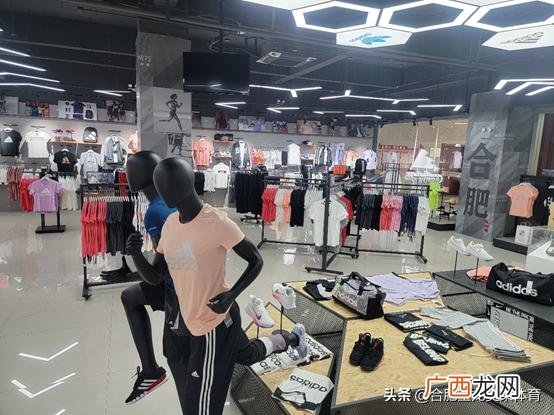 大型品牌折扣店加盟哪家好 加盟服装品牌哪个好
