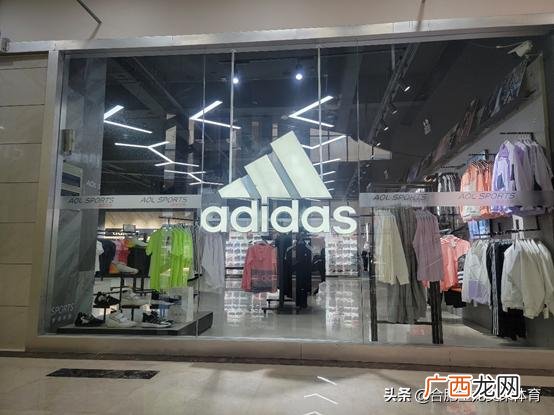 大型品牌折扣店加盟哪家好 加盟服装品牌哪个好
