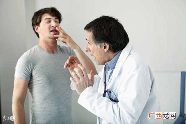 过敏性鼻炎有哪些症状 过敏性鼻炎吃什么药