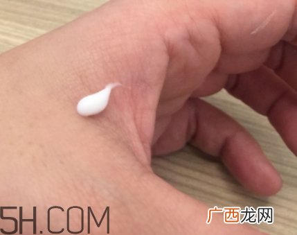 娜贝尔眼霜效果怎么样？娜贝尔眼霜怎么用？