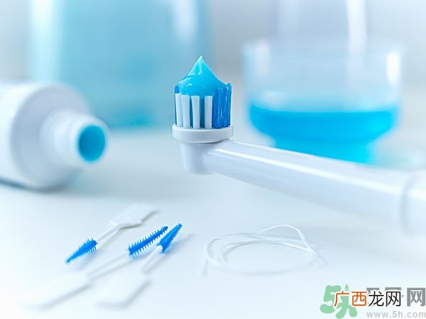 牙膏吃进肚子有事吗?牙膏吃进去会怎么样