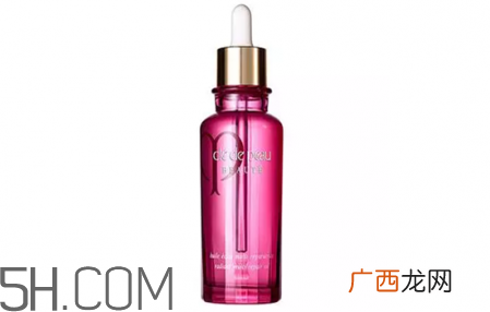 皮肤干燥用什么护肤品比较好