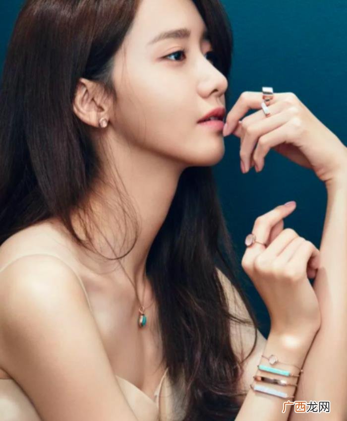 形容林允儿的外貌，林允儿的幼态感有时候是很玄妙的东西