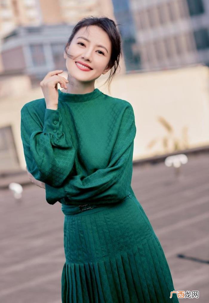 女生中短发发型图片高圆圆，短发时候的高圆圆还挺帅的