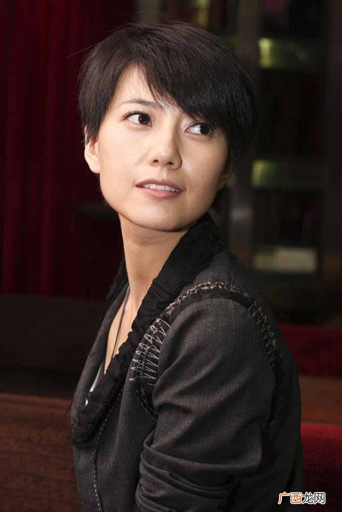 女生中短发发型图片高圆圆，短发时候的高圆圆还挺帅的