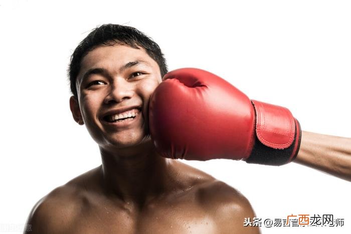 五音不全唱什么歌好听女生，五音不全