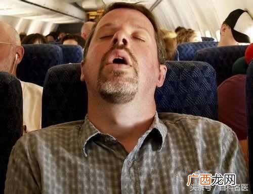 打呼噜是什么原因（打呼噜是什么病，不能大意