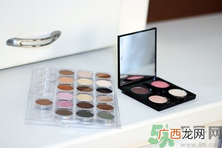 眼影含铅吗?眼影有毒吗