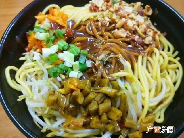 卖啥小吃最赚钱最简单 适合一个人做的摆摊生意