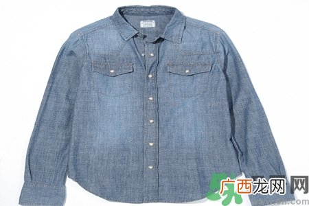 牛仔衬衫怎么洗？牛仔裤怎么洗不掉色？