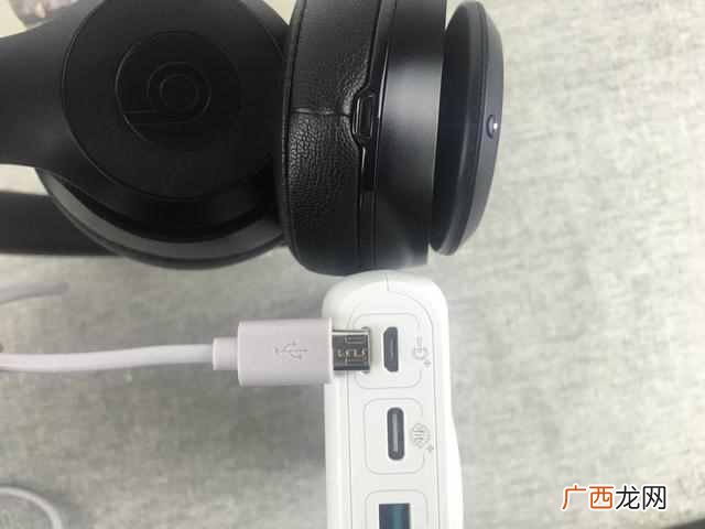 两万毫安超级耐电 罗马仕质量杆杆滴