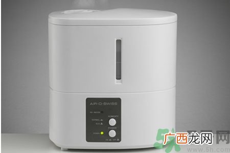 用加湿器好吗？用加湿器的好处和坏处是什么？