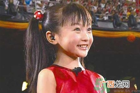 9岁女生的标准身高体重是多少？9岁女生正常身高体重是多少？