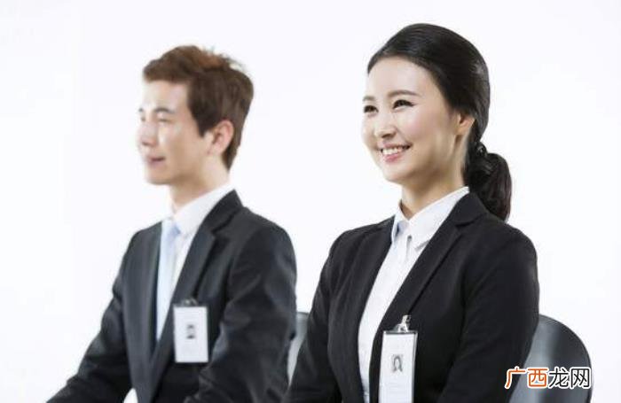 女生玻璃心的表现，因为玻璃心换了五次工作