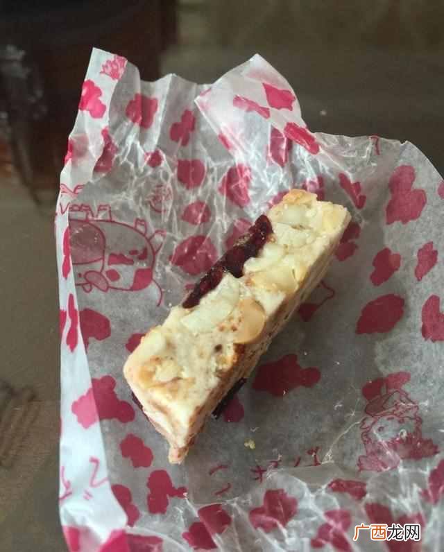 牛轧糖的做法?牛轧糖这样做隔壁小孩馋哭了