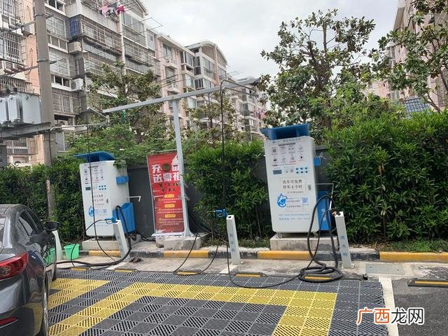 共享洗车店大概投资多少钱-,开一个普通的洗车店多少钱