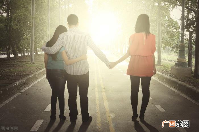男方却坚持不同意离婚 女人出轨提出离婚老公不离