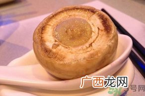 蘑菇和茄子能一起吃吗？蘑菇和茄子一起吃会中毒吗？