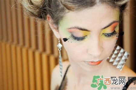 10月打耳洞好吗？什么时候打耳洞最好？