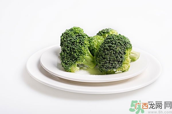 西兰花里有虫子怎么办？花椰菜里面好多虫怎么办？