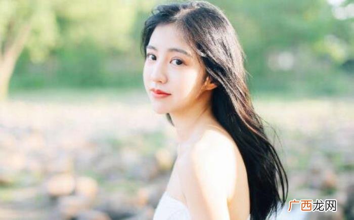 女生对你有好感的表现，女生对你有好感的征兆
