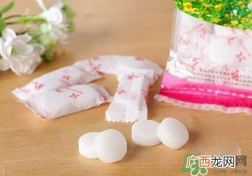 樟脑丸对跳蚤有用吗？樟脑丸可以除跳蚤吗？