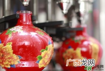一喝白酒就胃疼怎么回事？一喝白酒就胃疼怎么办？