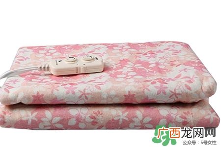 睡电热毯有什么坏处?睡电热毯的危害