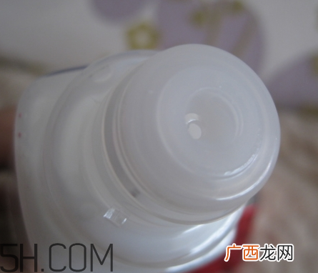 欧莱雅复颜清乳柔肤水适合年龄_适合肤质