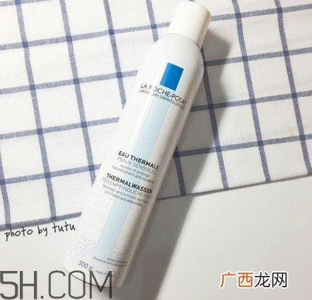 理肤泉喷雾和斐花喷雾哪个好_评测对比