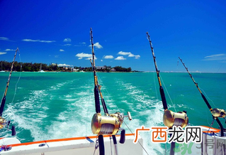 秋天钓鱼深水还是浅水？秋天钓鱼钓深水还是浅水？