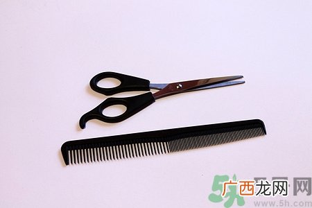 发梳是什么东西?发梳的使用方法