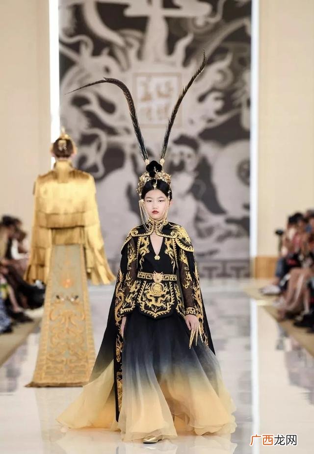 国内高端定制品牌,中式高端服装定制品牌