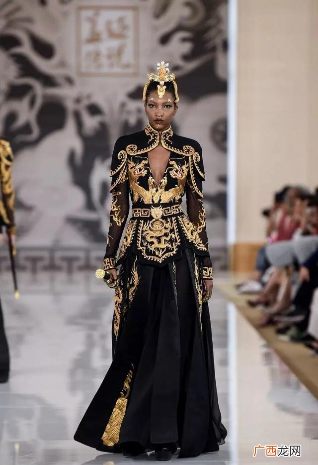 国内高端定制品牌,中式高端服装定制品牌