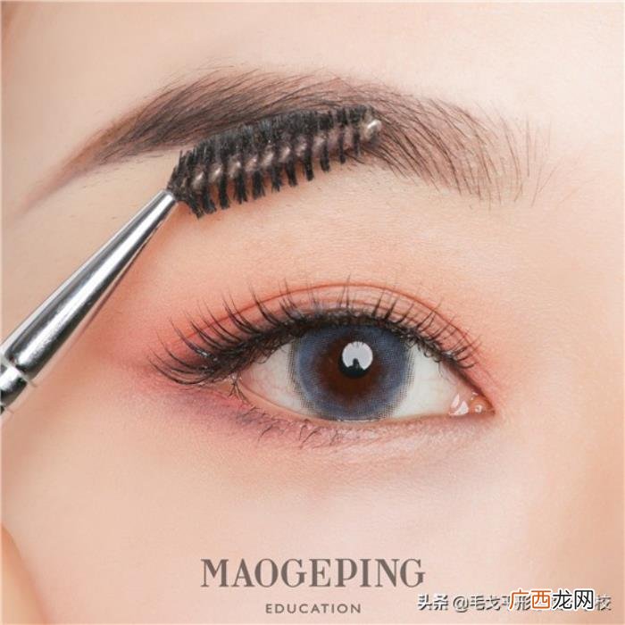 高级脸眉毛，时髦又干净的眉毛能让整张脸都更加高级呢