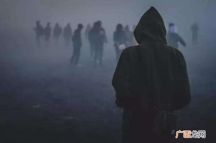 女生反社会人格特点，她有反社会人格特点