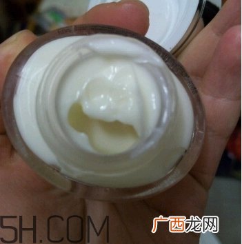 lilia眼霜好不好？lilia眼霜适合什么年龄