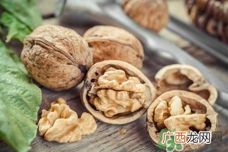 经常手转核桃油什么好处？手转核桃的作用有哪些？