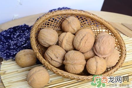 经常手转核桃油什么好处？手转核桃的作用有哪些？