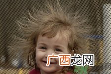 头发爱静电和枕头套有关系吗？秋冬用什么材质的枕头比较好？