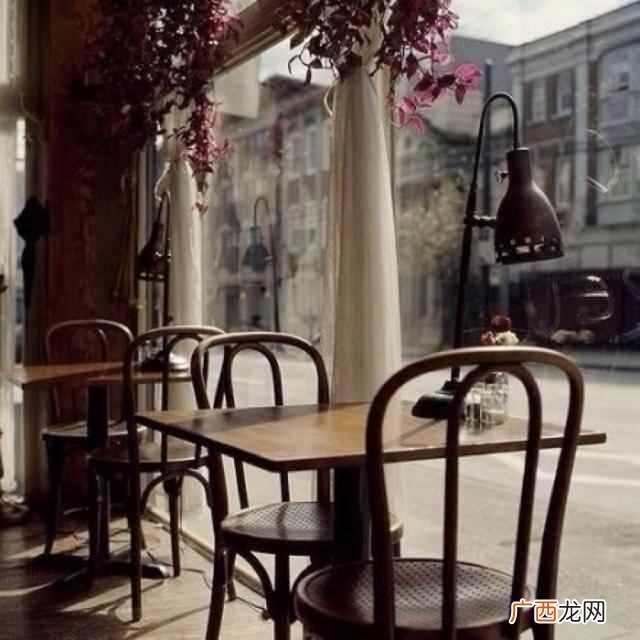 曾经我们嗤之以鼻的事，现在终于明白了其中道