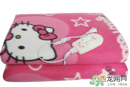 小孩能睡电热毯吗？小孩睡电热毯好吗？
