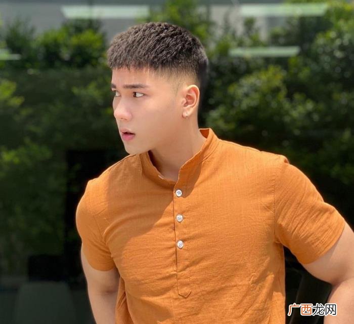 男生短发盖盖头，2021男生短发怎么剪才好看