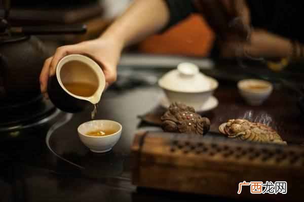 喝茶有什么好处?但不是所有人都适合喝茶