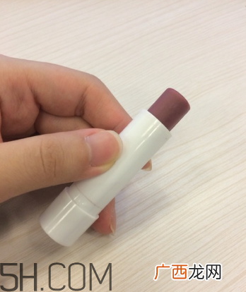 balea樱桃润唇膏好用吗？balea樱桃润唇膏多少钱？