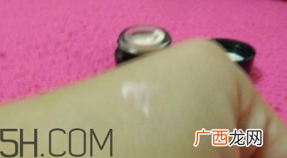 兰蔻黑金臻宠面霜适合什么年龄_用法