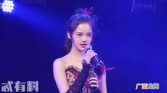 美人鱼演员，江苏跨年晚会为林俊杰伴舞的美人鱼演员是谁