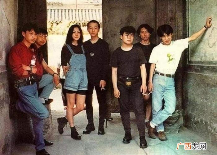王菲窦靖童，窦靖童深夜痛哭背后是她妈妈王菲一言难尽的情史