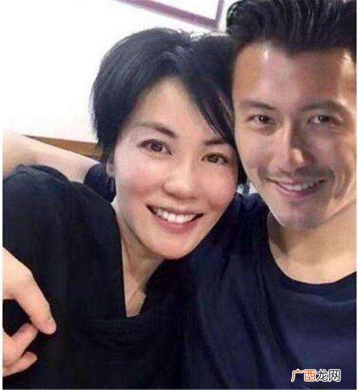 王菲窦靖童，窦靖童深夜痛哭背后是她妈妈王菲一言难尽的情史
